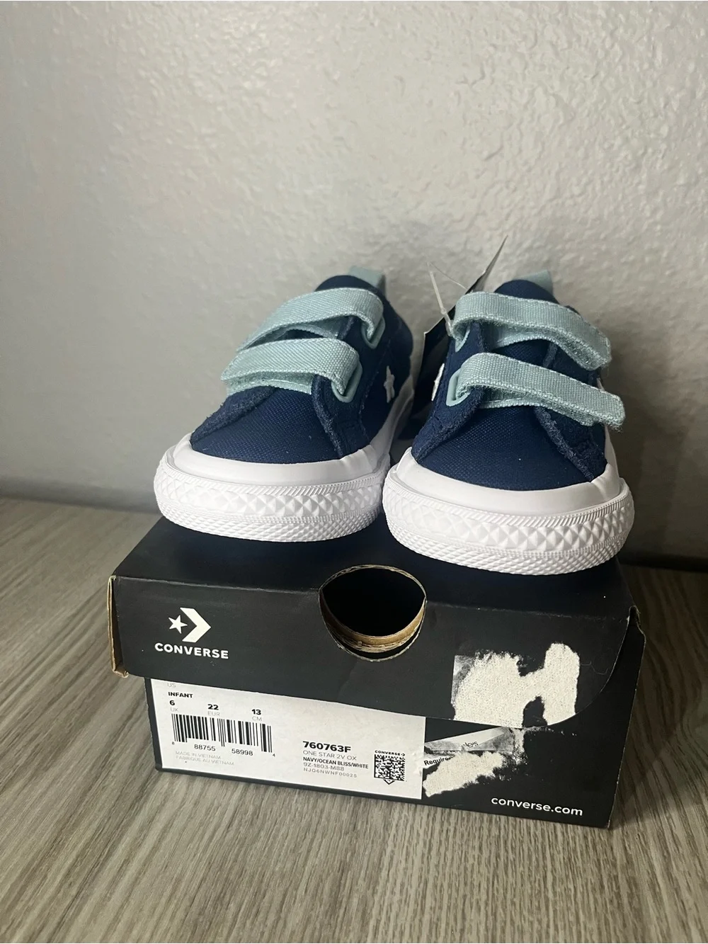 Converse Kids Navy Blue Sneakers with Light Blue Straps